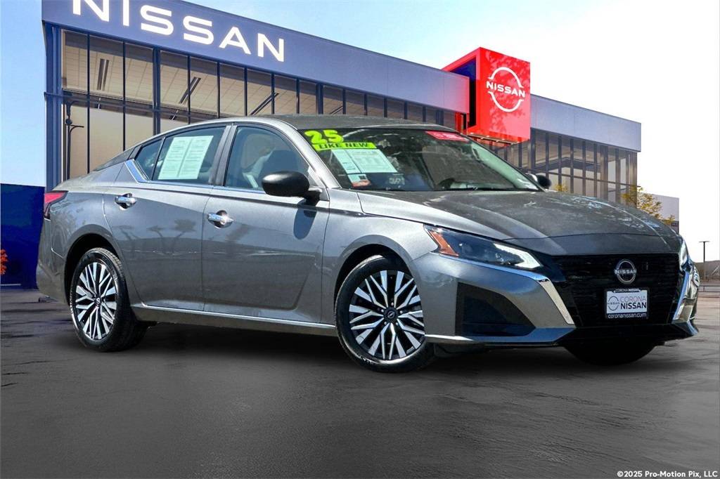 2025 Nissan Altima SV — Sedan — 12,842 mi — Corona, CA