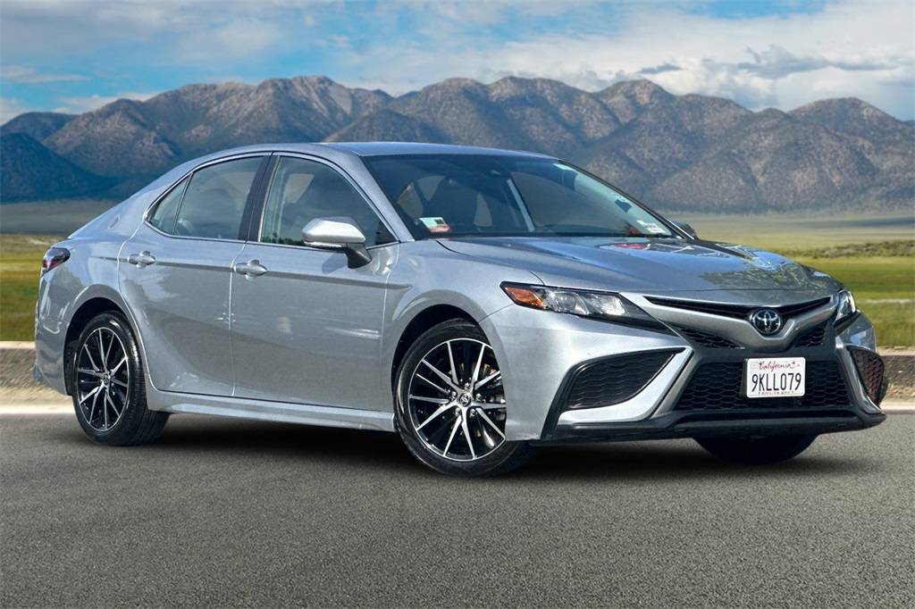 2024 Toyota Camry SE — Sedan — 28,124 mi — Corona, CA