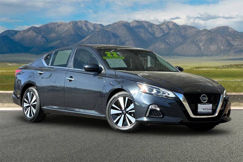 2022 Nissan Altima SV — Sedan — 25,447 mi — Corona, CA