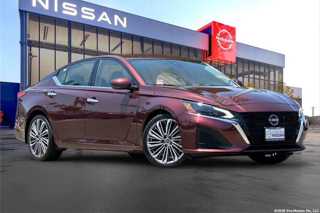 2024 Nissan Altima SL — Sedan — 9,830 mi — Corona, CA