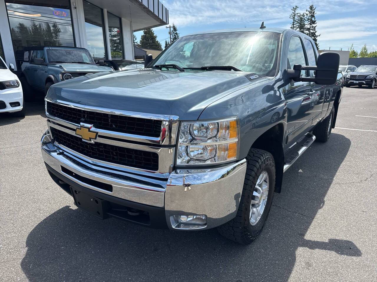 2007 Chevrolet Silverado 2500HD LTZ — Pickup Truck — 221,130 mi — lynnwood, WA