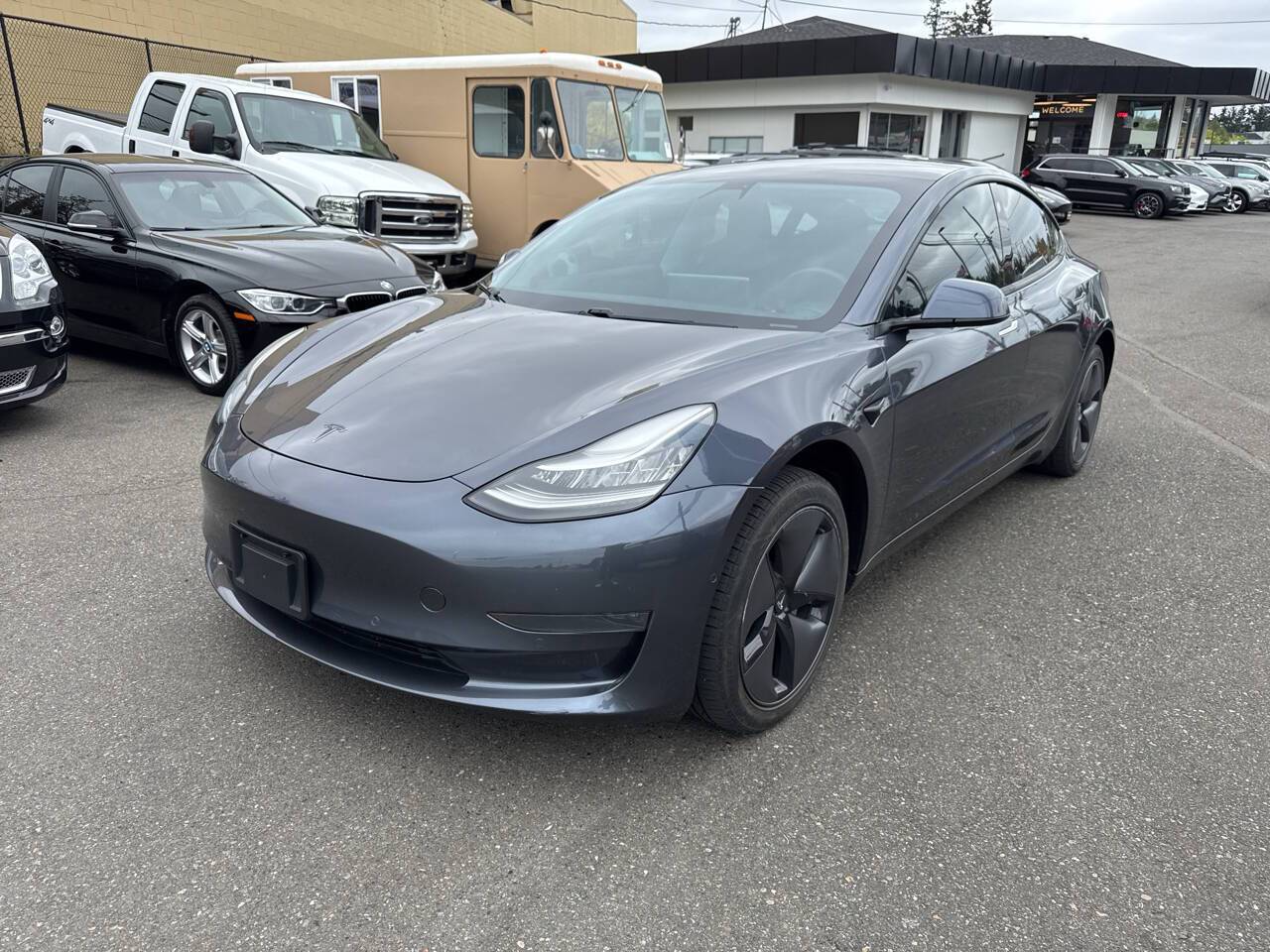 2020 Tesla Model 3 Standard Range Plus — Sedan — 68,109 mi — lynnwood, WA