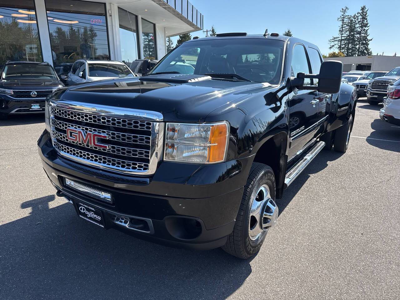 2011 GMC Sierra 3500HD Denali
