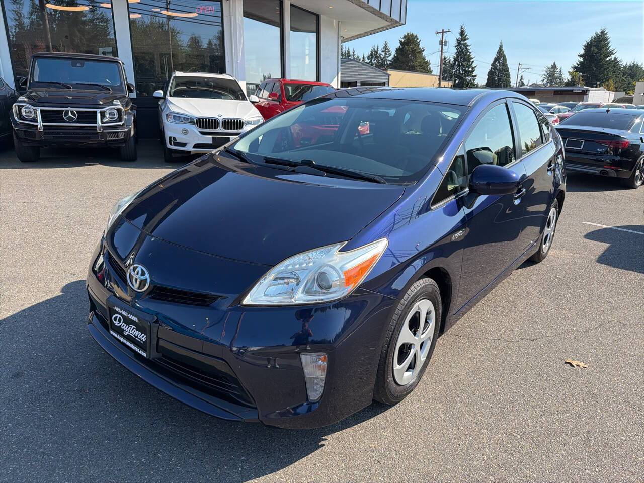 2014 Toyota Prius Two — Sedan — 145,940 mi — lynnwood, WA