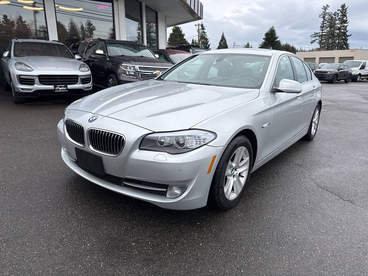 2013 BMW 5 Series 528i — Sedan — 95,133 mi — lynnwood, WA