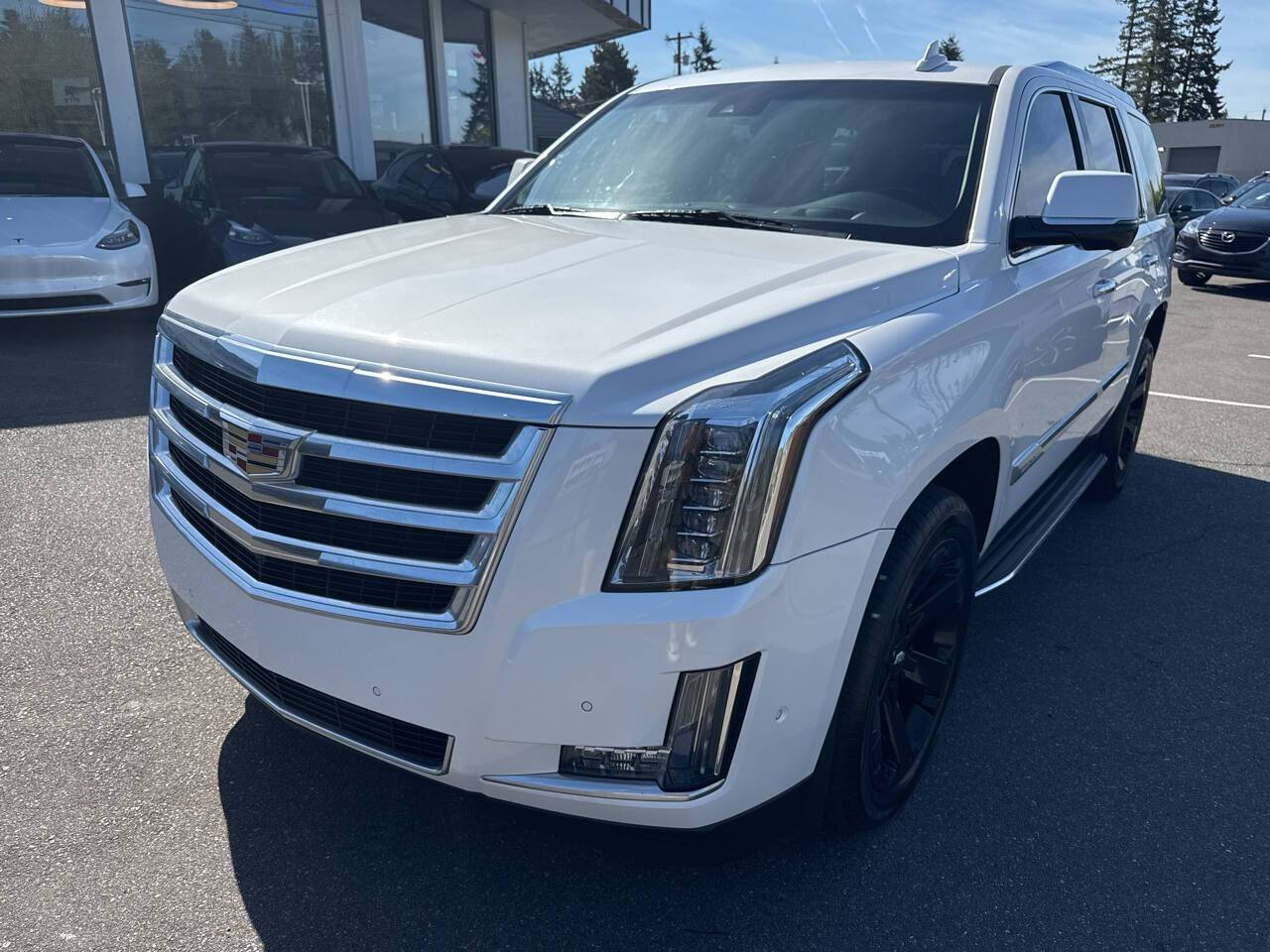 2018 Cadillac Escalade Luxury — SUV — 128,135 mi — lynnwood, WA