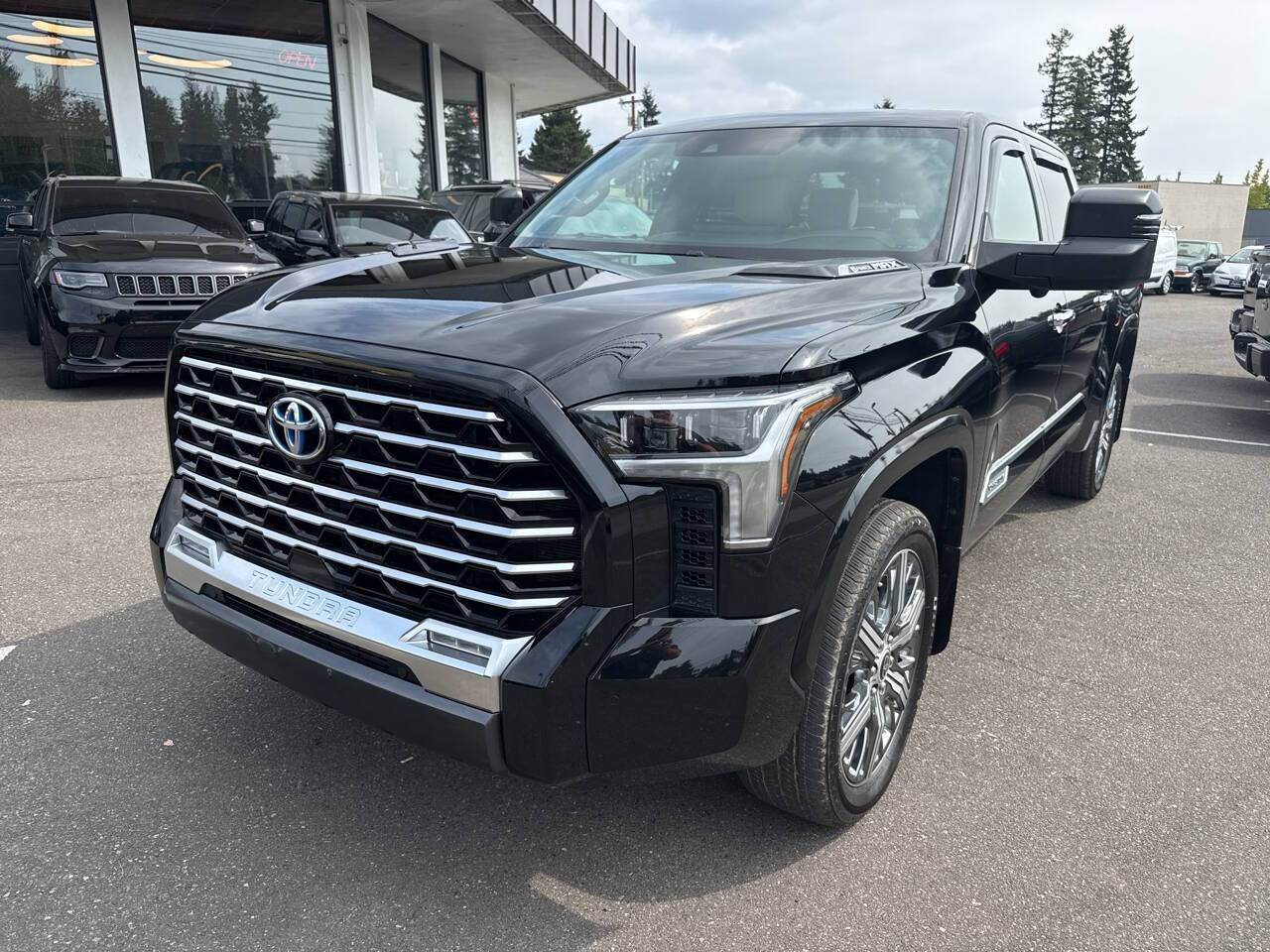2022 Toyota Tundra Hybrid Capstone — Pickup Truck — 69,326 mi — lynnwood, WA