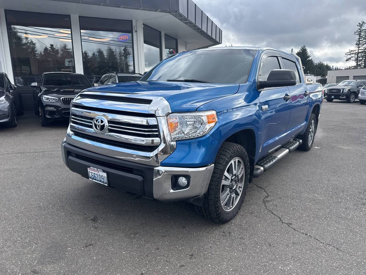 2017 Toyota Tundra SR5 — Pickup Truck — 70,121 mi — lynnwood, WA