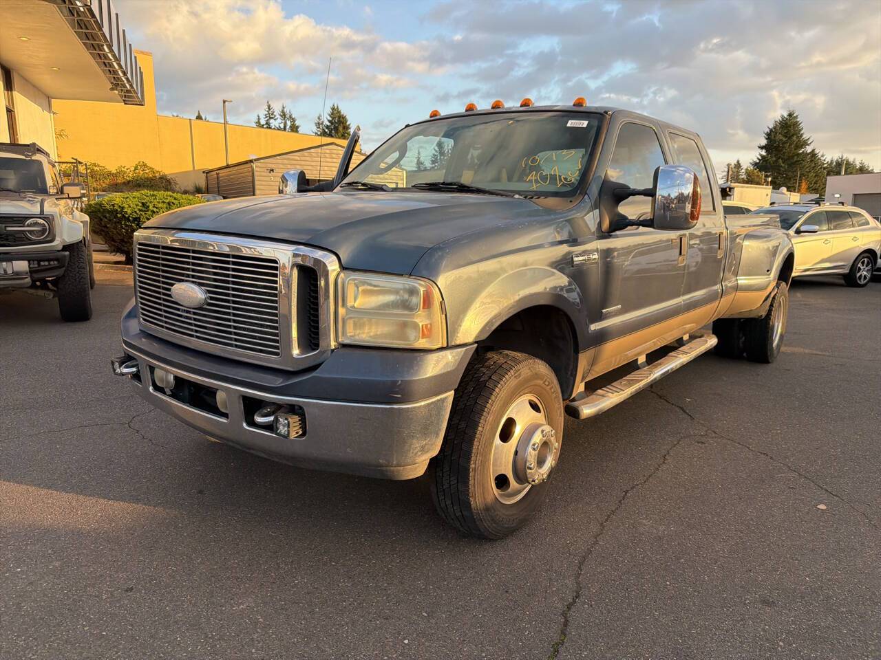 2006 Ford Super Duty F-350 Amarillo — Pickup Truck — 128,973 mi — lynnwood, WA