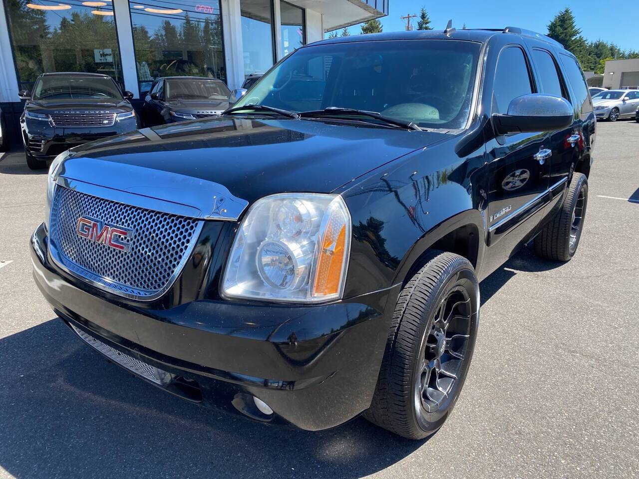 2008 GMC Yukon Denali — SUV — 120,821 mi — lynnwood, WA
