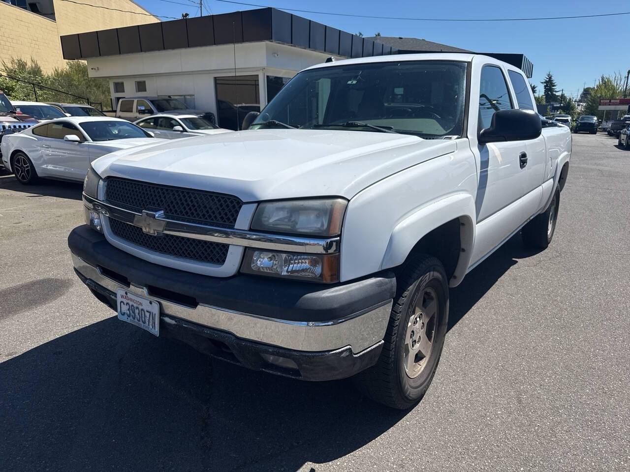 2005 Chevrolet Silverado 1500 Z71 — Pickup Truck — 210,043 mi — lynnwood, WA
