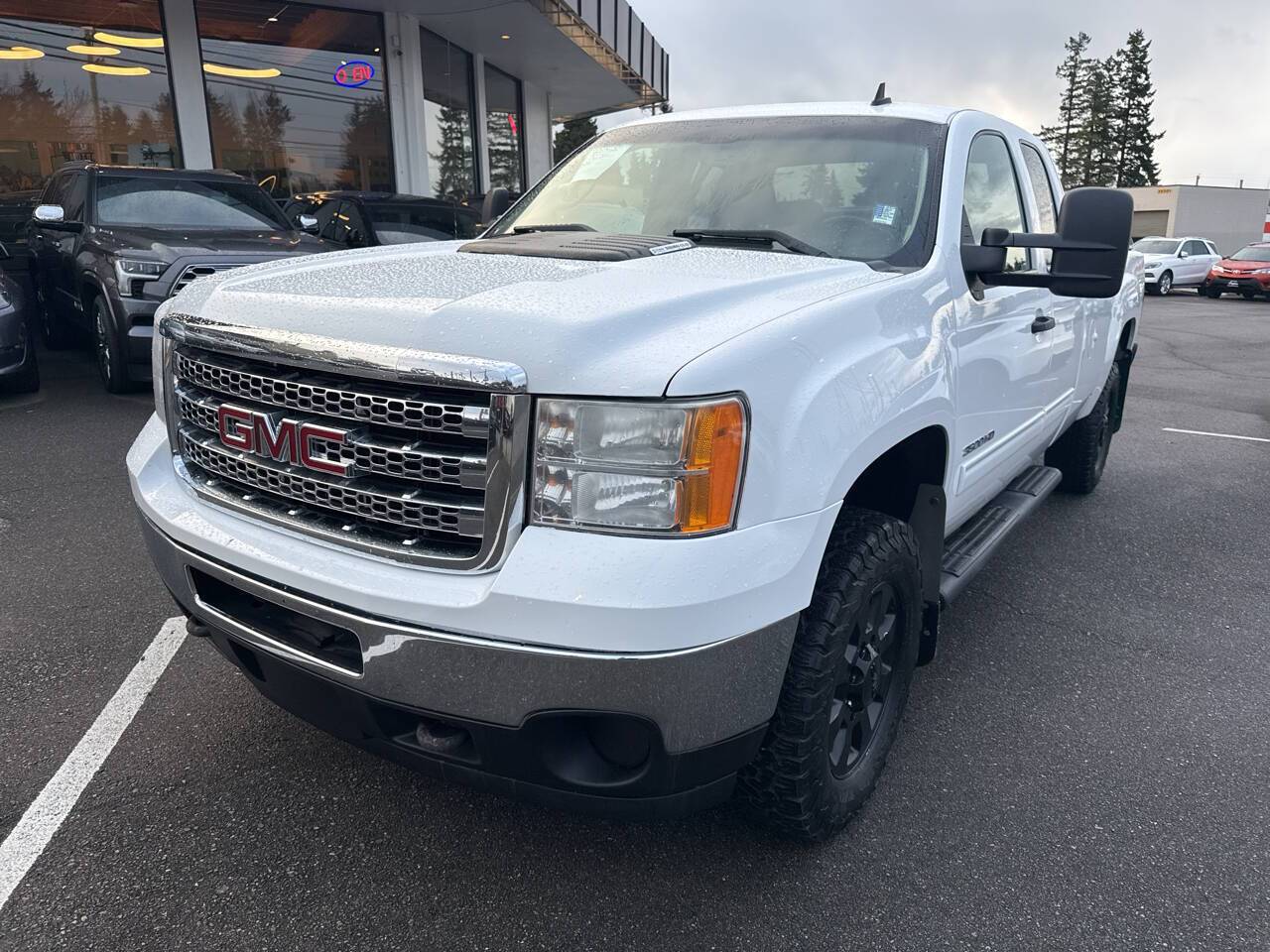 2013 GMC Sierra 3500HD SLE — Pickup Truck — 107,681 mi — lynnwood, WA