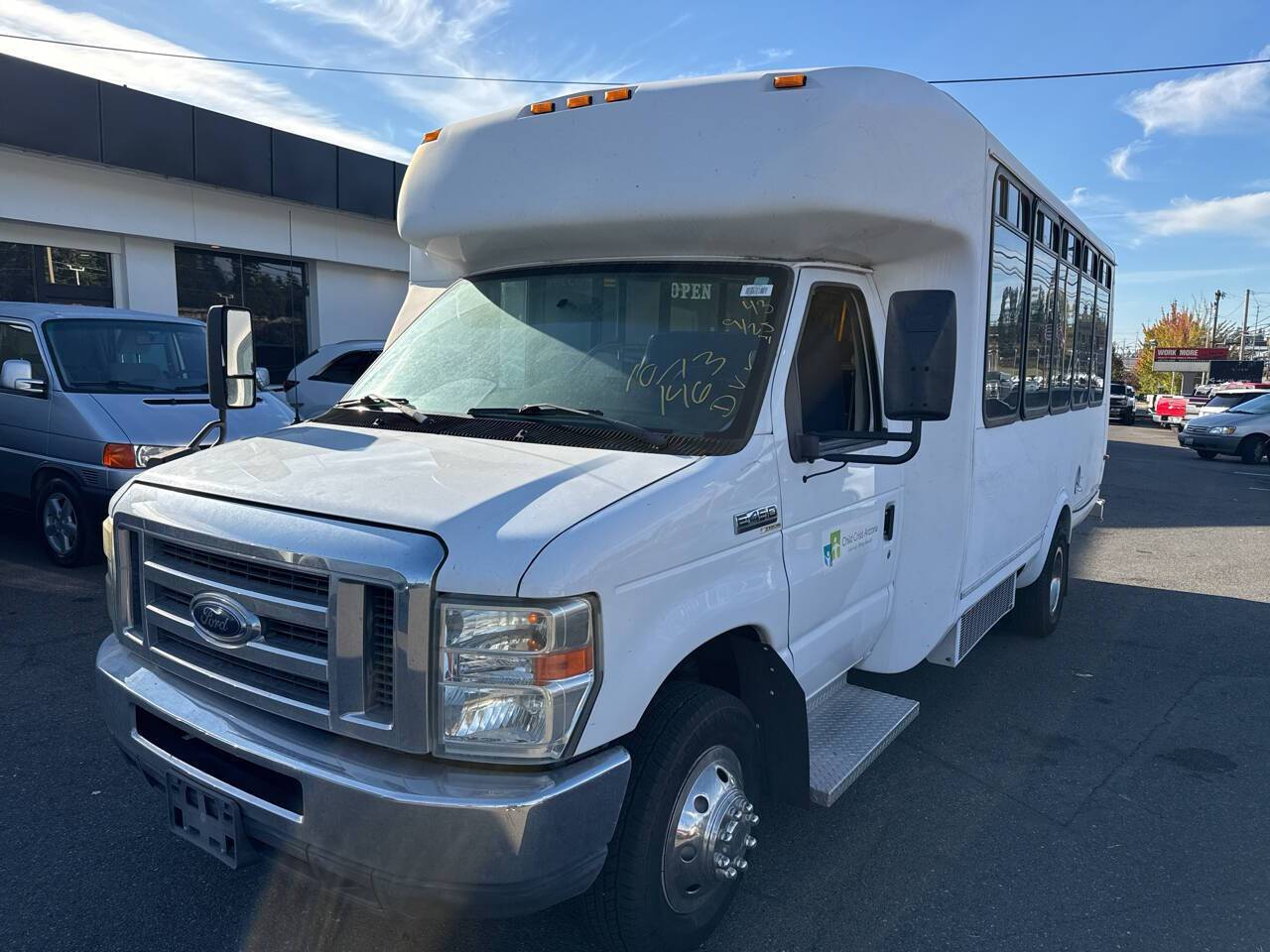 2012 Ford Econoline Commercial Cutaway E-450 — Chassis Cab Truck — 36,998 mi — lynnwood, WA