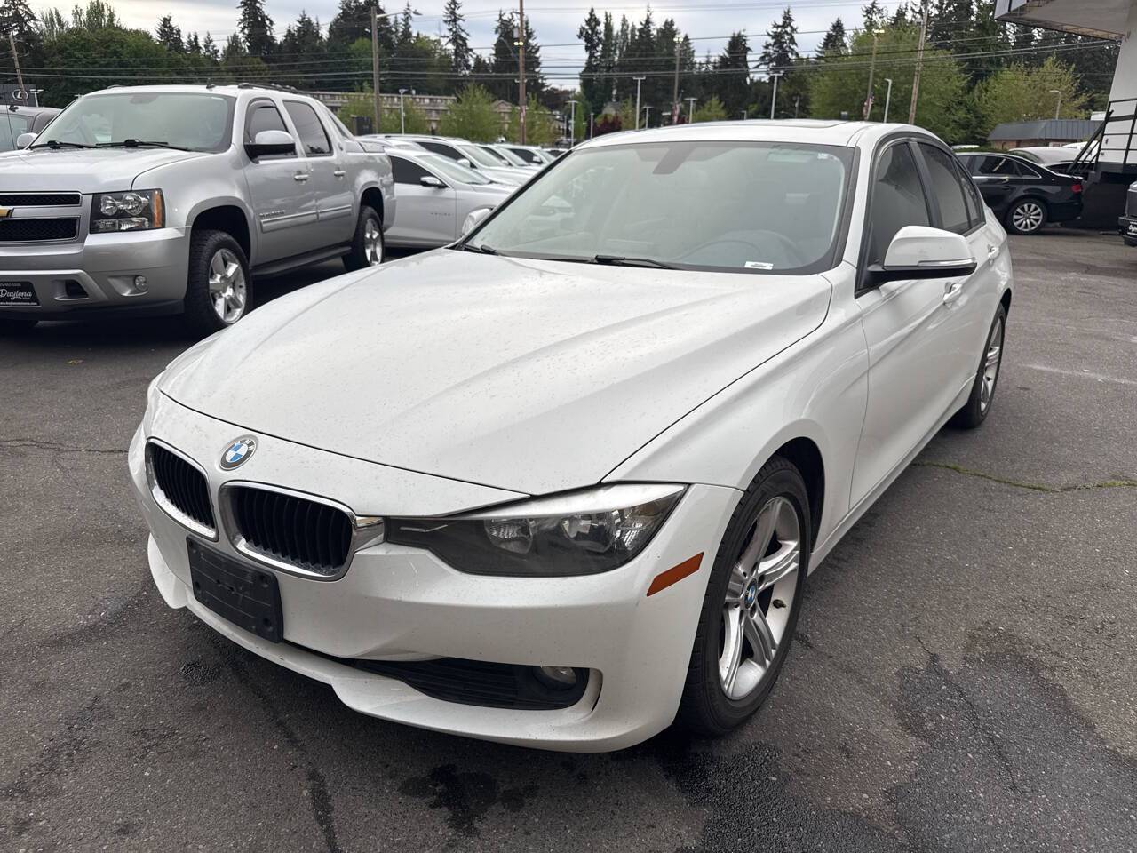 2014 BMW 3 Series 320i — Sedan — 120,276 mi — lynnwood, WA