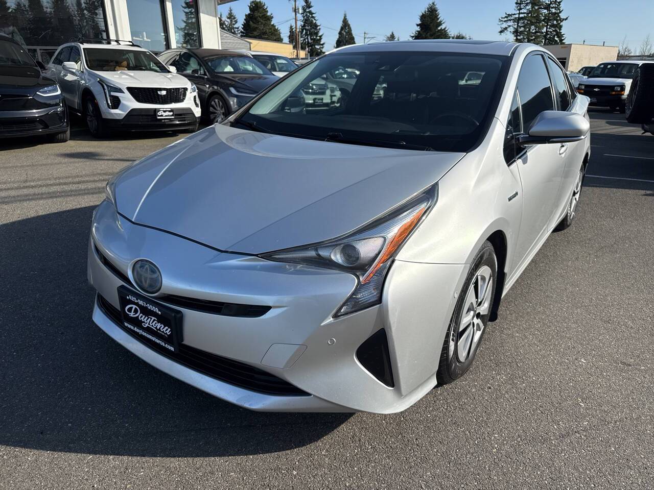 2016 Toyota Prius Four Touring — Hatchback — 127,132 mi — lynnwood, WA