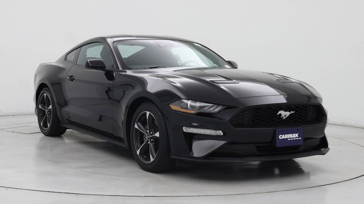 2022 Ford Mustang EcoBoost