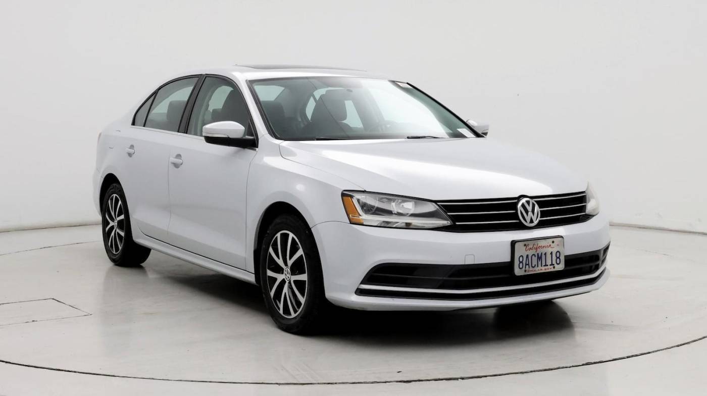 2017 Volkswagen Jetta 1.4T SE — Sedan — 88,180 mi — Stockton, CA
