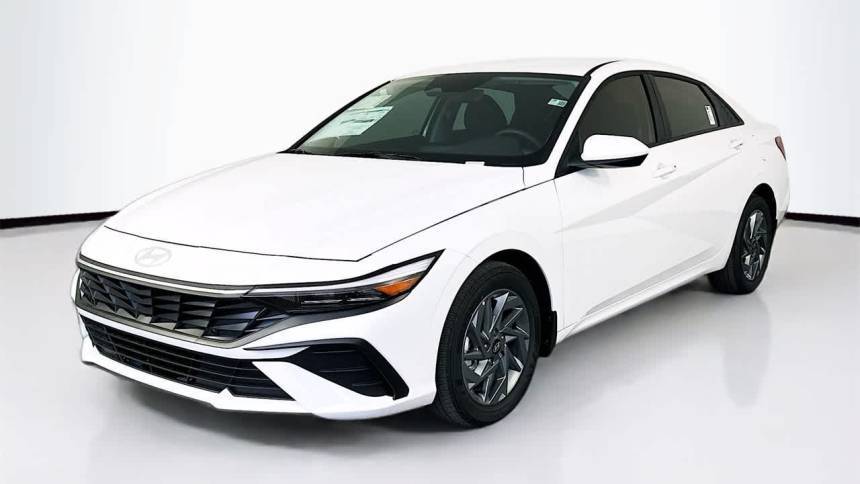 2024 Hyundai Elantra SEL — Sedan — 11,423 mi — Miami, FL
