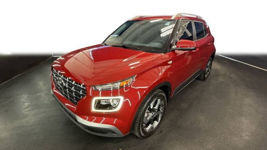 2022 Hyundai Venue Limited — SUV — 13,729 mi — Miami, FL