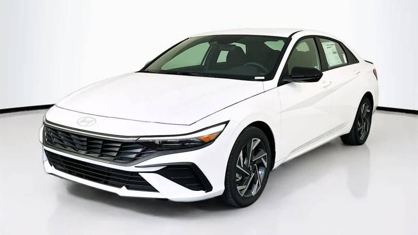 2025 Hyundai Elantra SEL Sport — Sedan — 2,911 mi — Miami, FL
