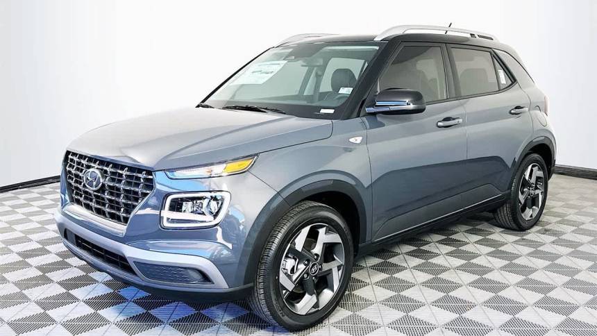 2024 Hyundai Venue Limited — SUV — 3,377 mi — Miami, FL