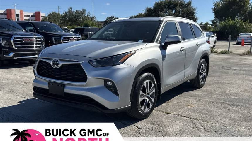 2023 Toyota Highlander XLE — SUV — 38,072 mi — Miami, FL