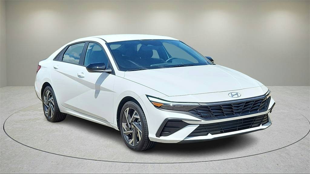 2025 Hyundai Elantra SEL Sport — Sedan — 49 mi — Dallas, TX