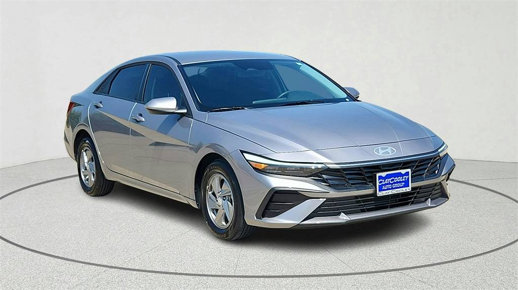2025 Hyundai Elantra SE — Sedan — 8,769 mi — Dallas, TX