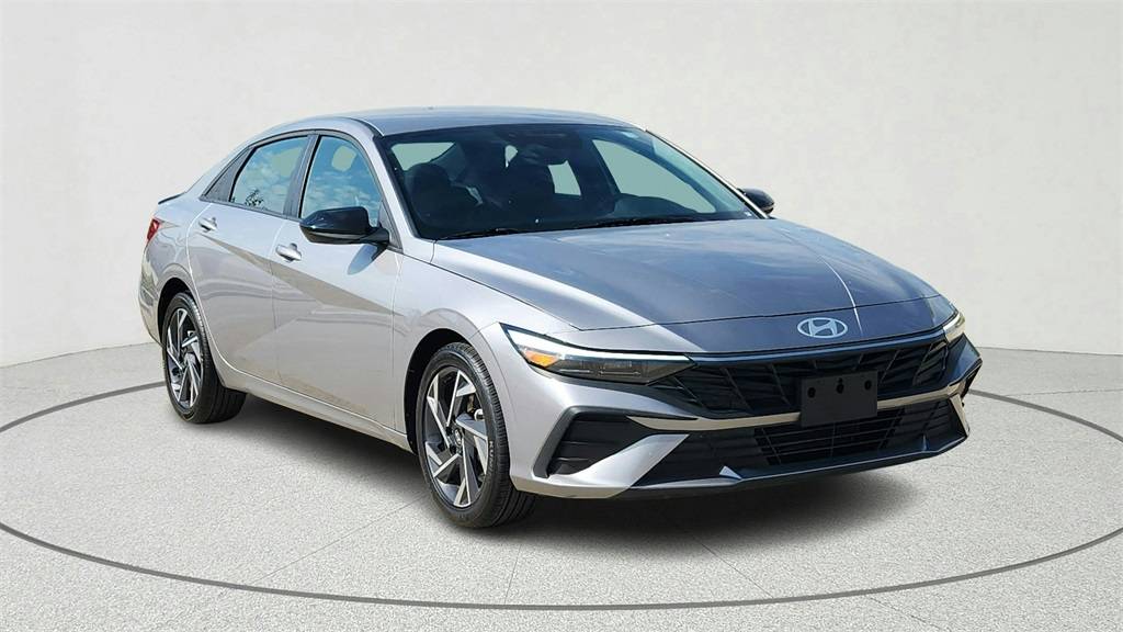2025 Hyundai Elantra SEL Sport — Sedan — 15,651 mi — Dallas, TX