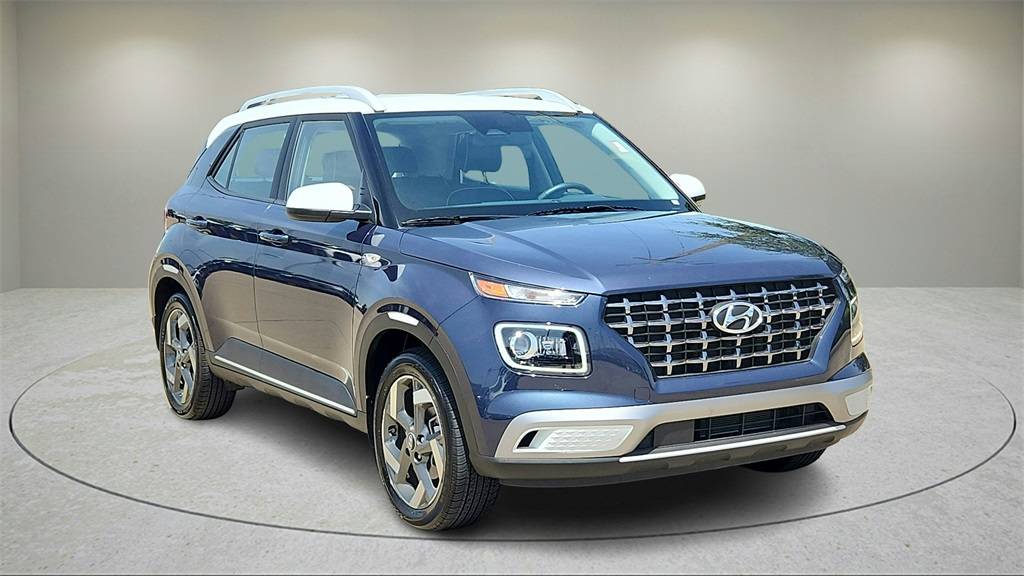 2025 Hyundai Venue Limited — SUV — 8,226 mi — Dallas, TX