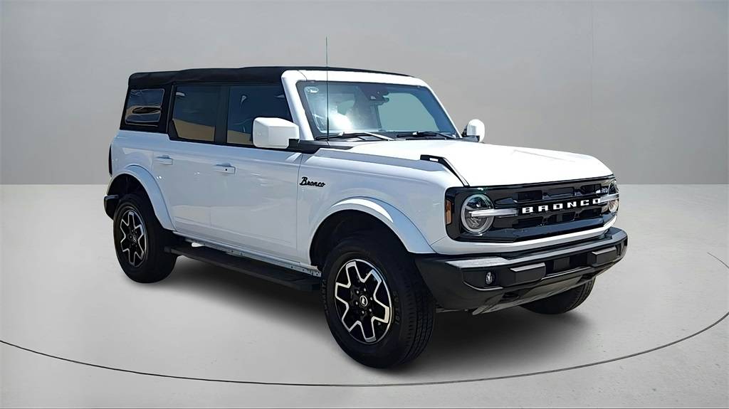 2022 Ford Bronco Outer Banks — SUV — 49,346 mi — Dallas, TX