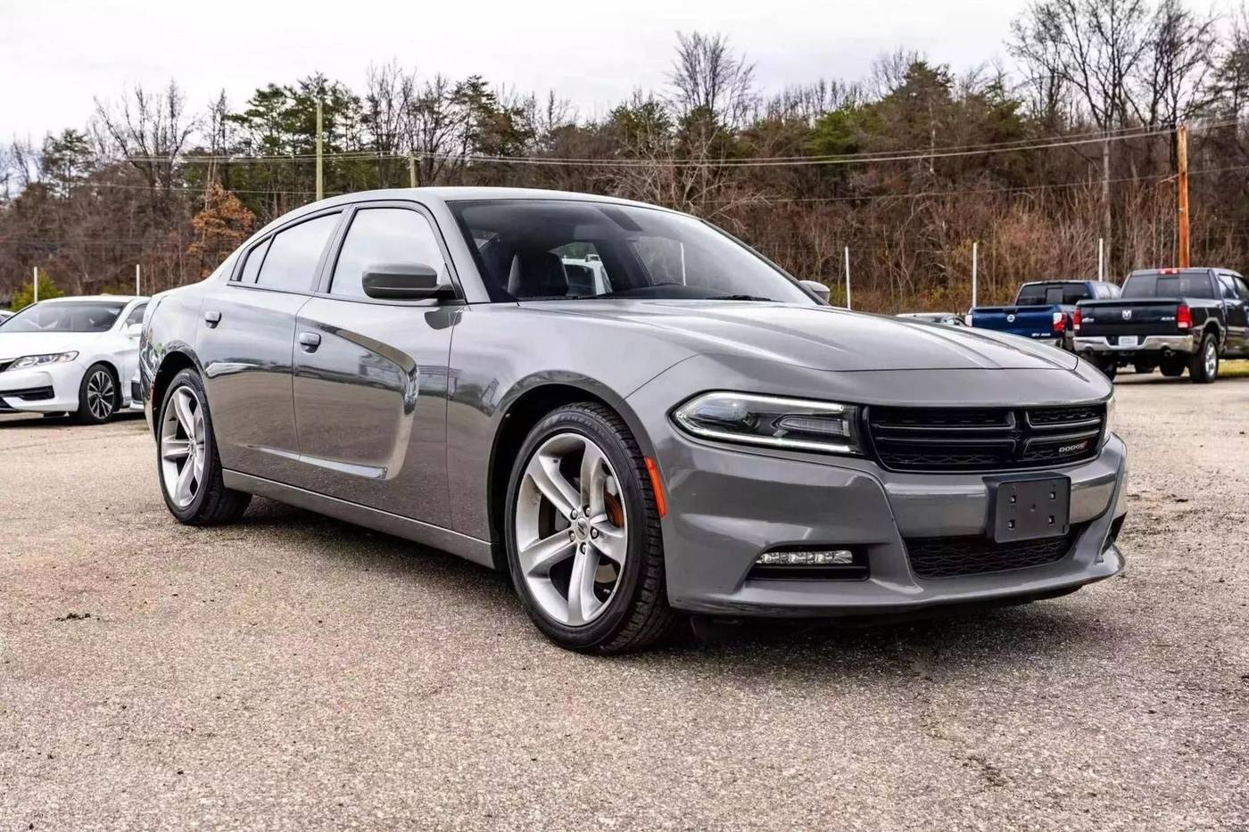 2017 Dodge Charger SXT — Sedan — 111,187 mi — Hanover, MD
