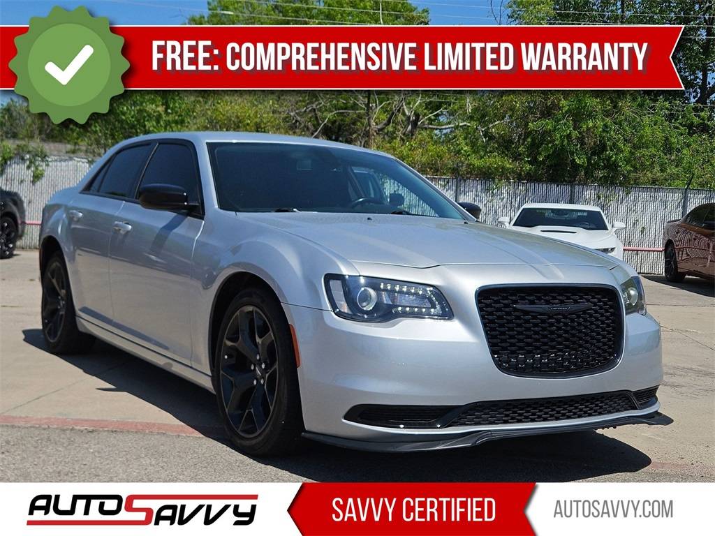 2020 Chrysler 300 Touring — Sedan — 32,042 mi — Duncanville, TX