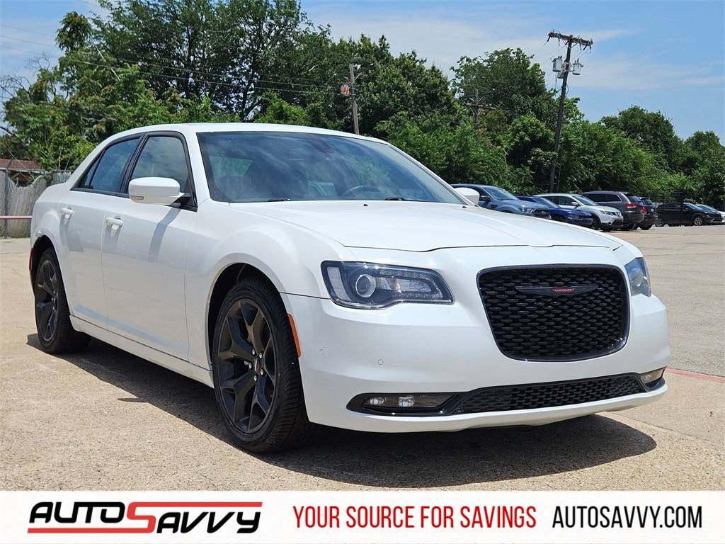 2022 Chrysler 300 S — Sedan — 47,515 mi — Duncanville, TX