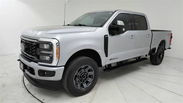 2023 Ford Super Duty F-250 LARIAT — Pickup Truck — 25,321 mi — Kingwood, TX