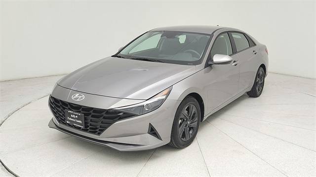 2023 Hyundai Elantra SEL — Sedan — 17,576 mi — Kingwood, TX