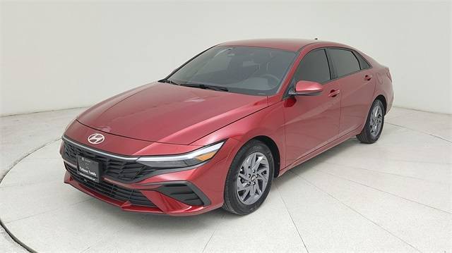 2024 Hyundai Elantra Hybrid Blue — Sedan — 19,431 mi — Kingwood, TX
