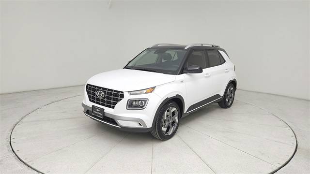 2022 Hyundai Venue Limited — SUV — 26,219 mi — Kingwood, TX