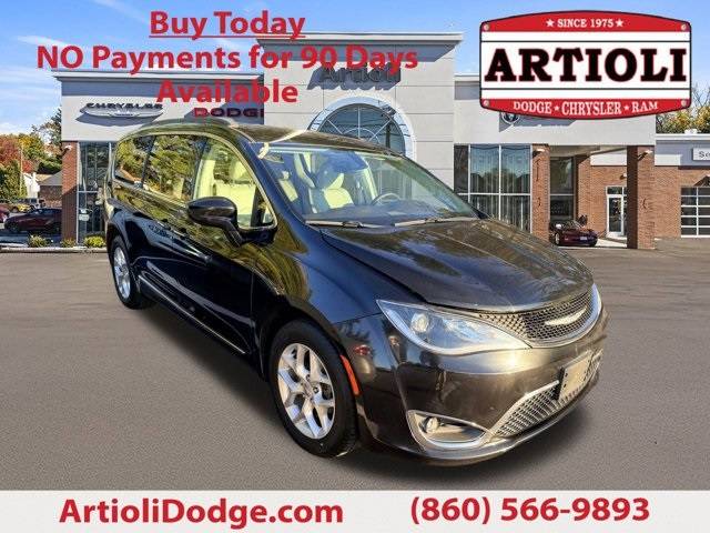 2017 Chrysler Pacifica Touring L — Minivan — 69,973 mi — Enfield, CT