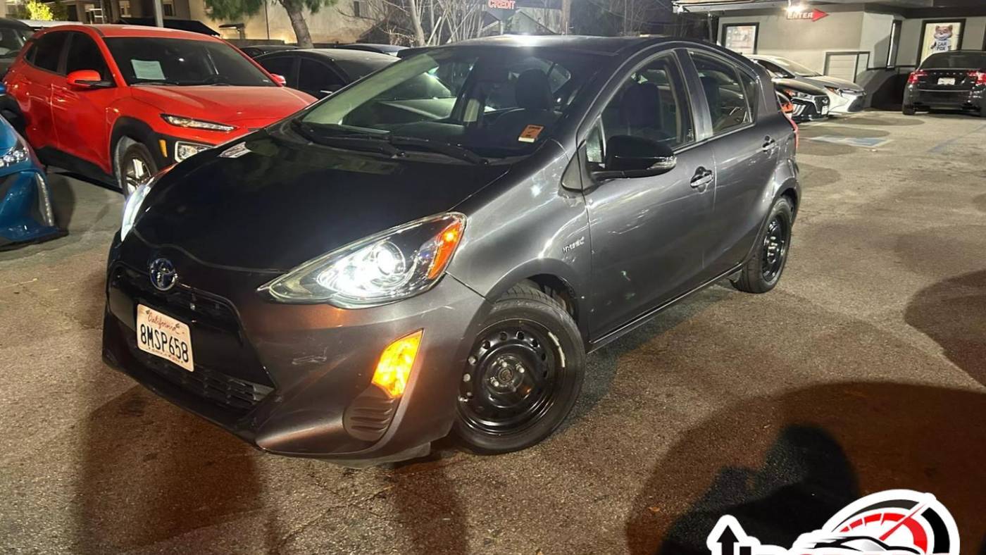 2016 Toyota Prius c Three — Hatchback — 86,225 mi — Fontana, CA