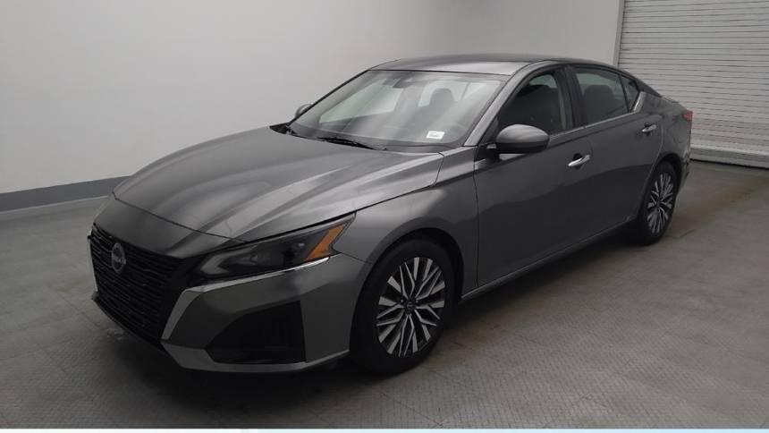 2023 Nissan Altima SV — Sedan — 12,159 mi — Colorado Springs, CO