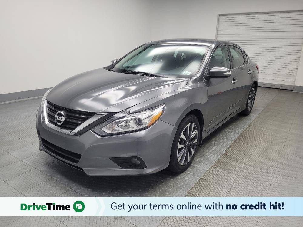 2017 Nissan Altima 2.5 SV — Sedan — 26,889 mi — Ft Wayne, IN