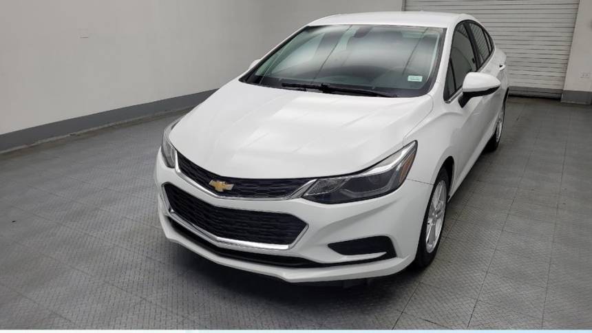 2016 Chevrolet Cruze LT — Sedan — 108,142 mi — Maplewood, MN