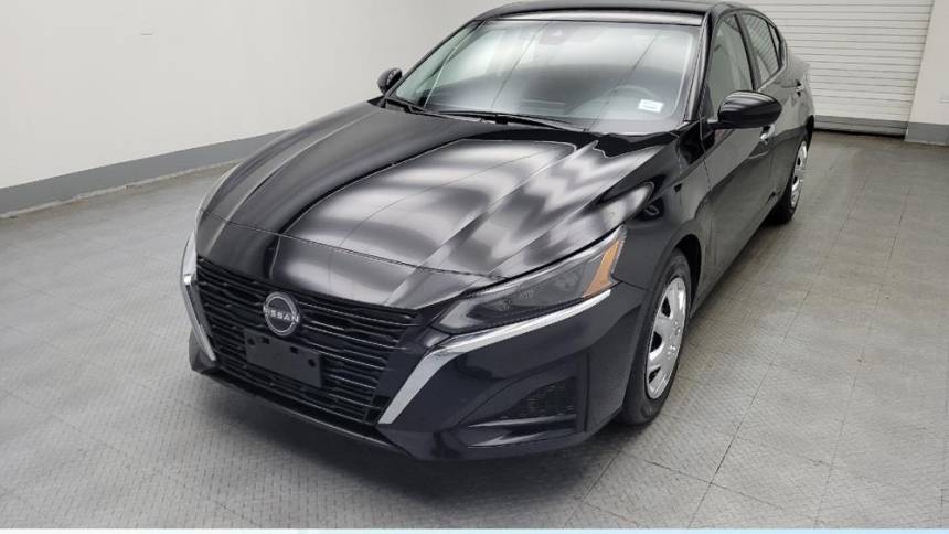 2023 Nissan Altima S — Sedan — 51,233 mi — Maplewood, MN
