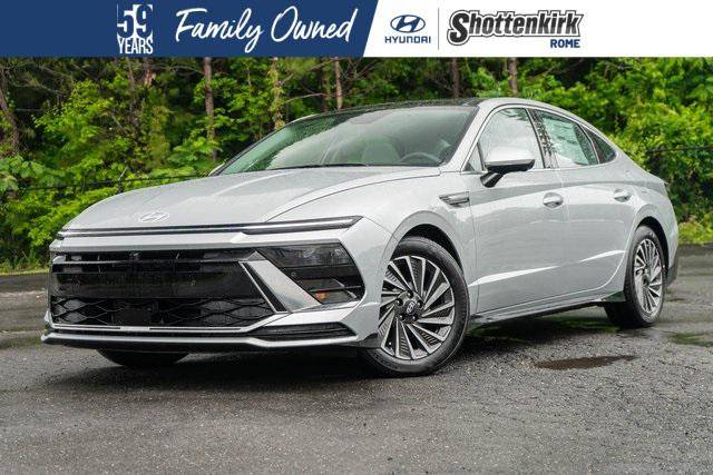 2025 Hyundai Sonata Hybrid Limited — Sedan — 16,020 mi — Rome, GA