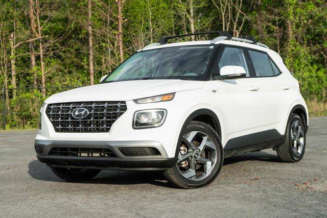 2024 Hyundai Venue SEL — SUV — 10,749 mi — Rome, GA