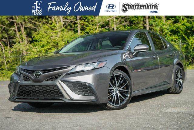 2022 Toyota Camry SE — Sedan — 34,240 mi — Rome, GA