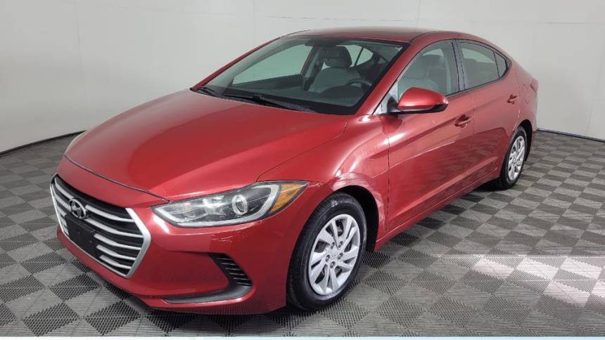 2017 Hyundai Elantra SE — Sedan — 90,480 mi — Lubbock, TX