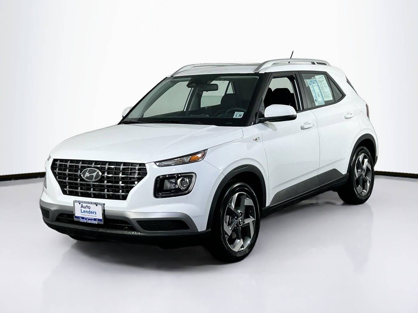 2025 Hyundai Venue SEL — SUV — 3,907 mi — Fairless Hills, PA