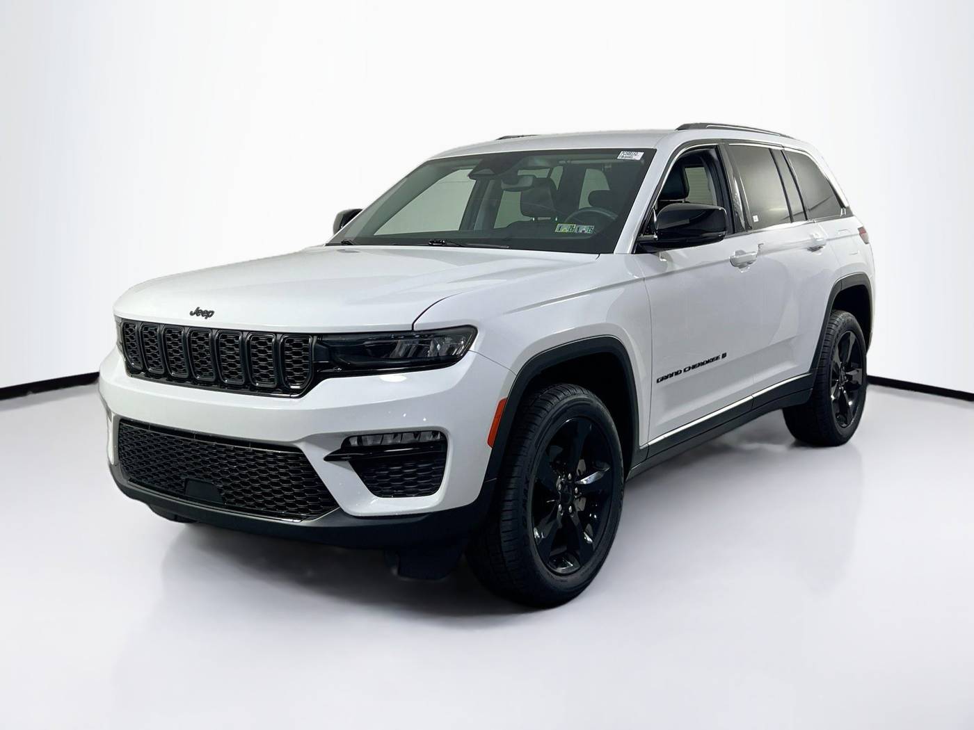 2023 Jeep Grand Cherokee Limited — SUV — 30,725 mi — Fairless Hills, PA